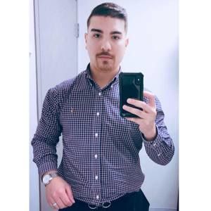 Meet your Posher, Aaron